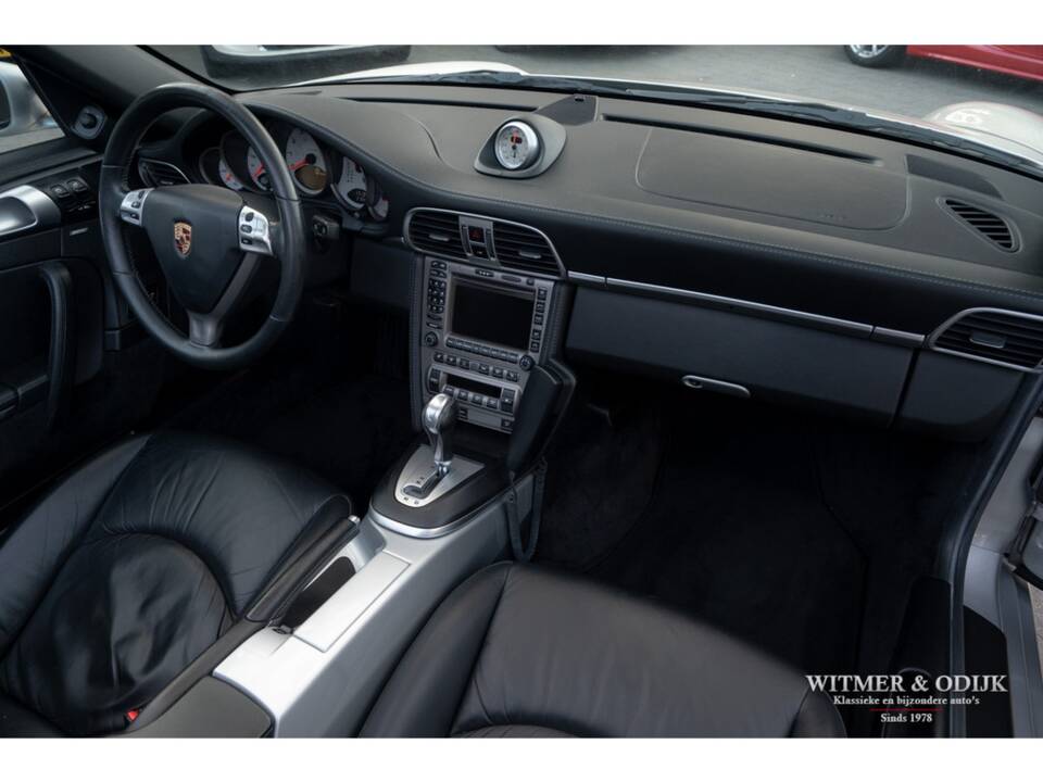 Bild 5/29 von Porsche 911 Carrera S (2005)