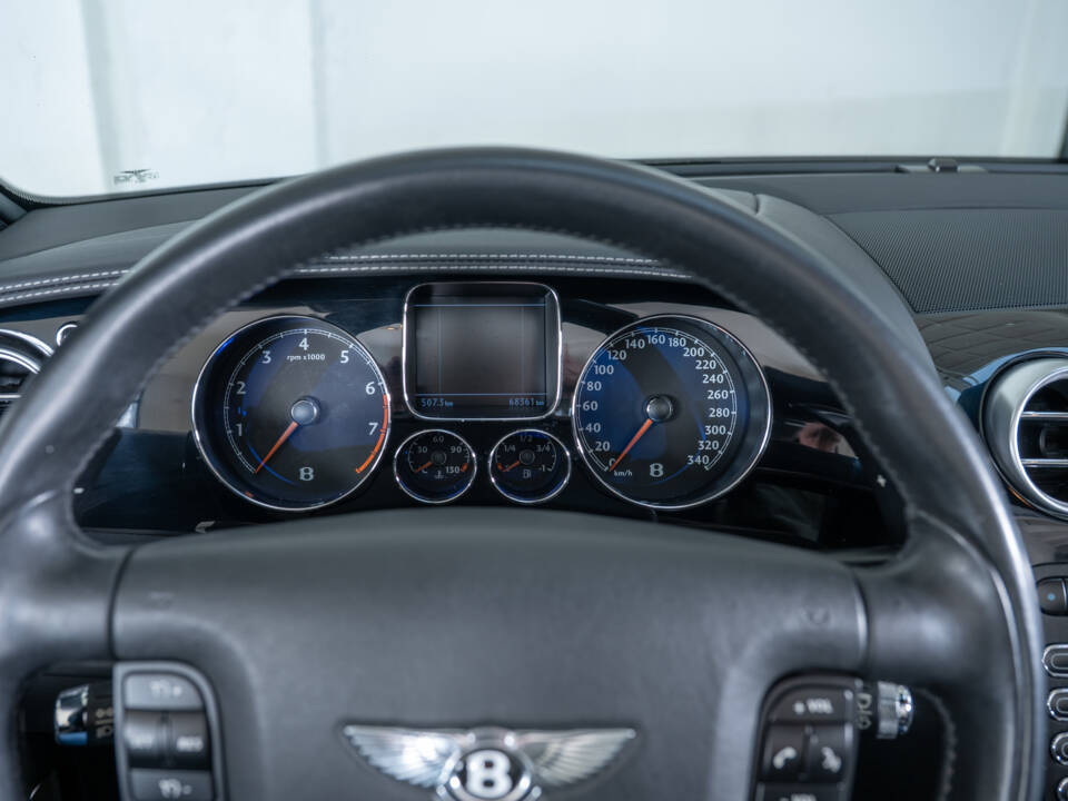 Bild 17/31 von Bentley Continental GTC (2008)
