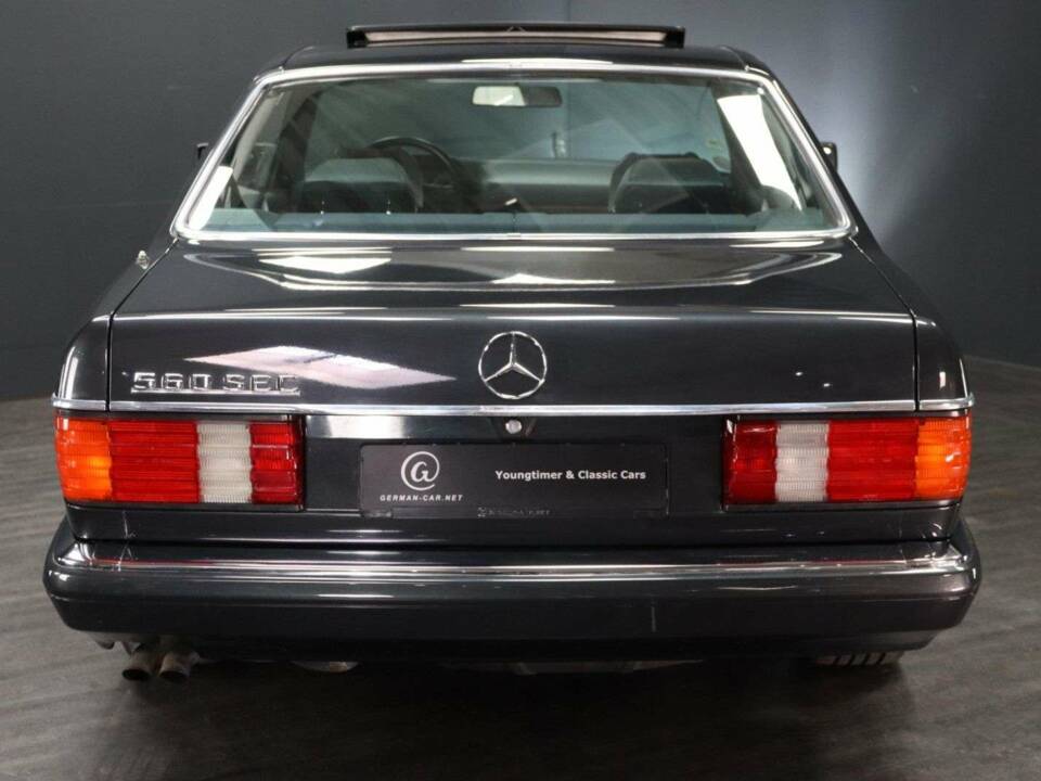 Imagen 5/30 de Mercedes-Benz 560 SEC (1989)