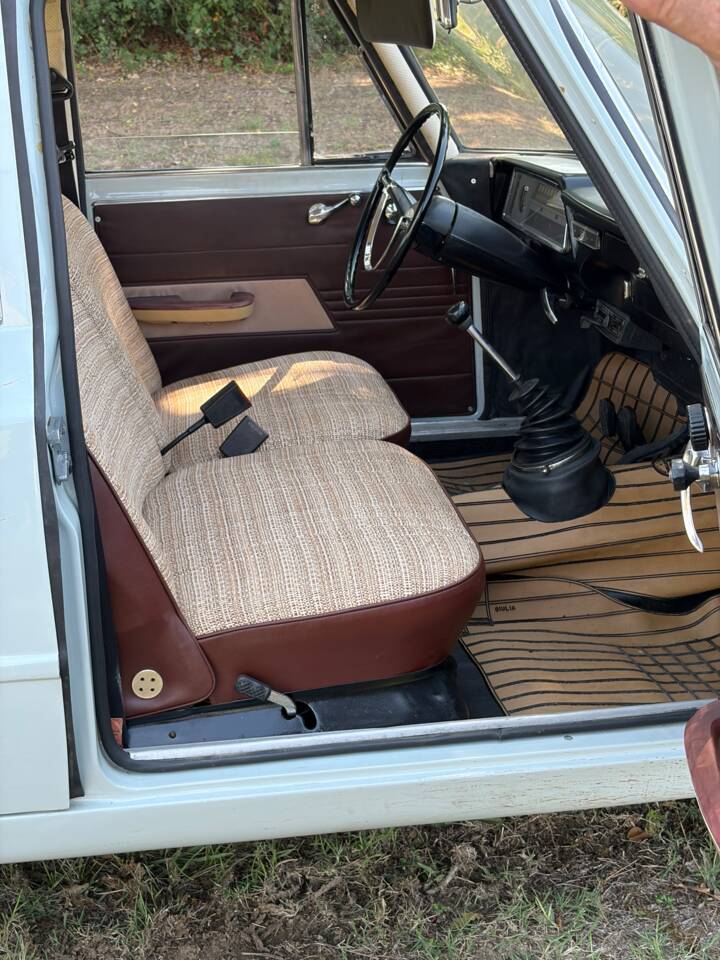 Image 19/30 of Alfa Romeo Giulia 1300 TI (1966)
