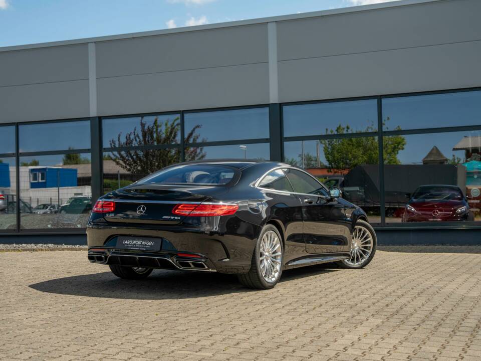 Image 5/25 of Mercedes-Benz S 65 AMG Coupé (2015)