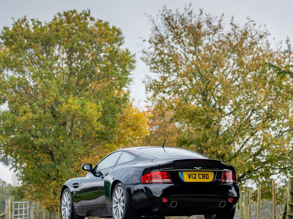 Afbeelding 8/50 van Aston Martin V12 Vanquish S (2007)