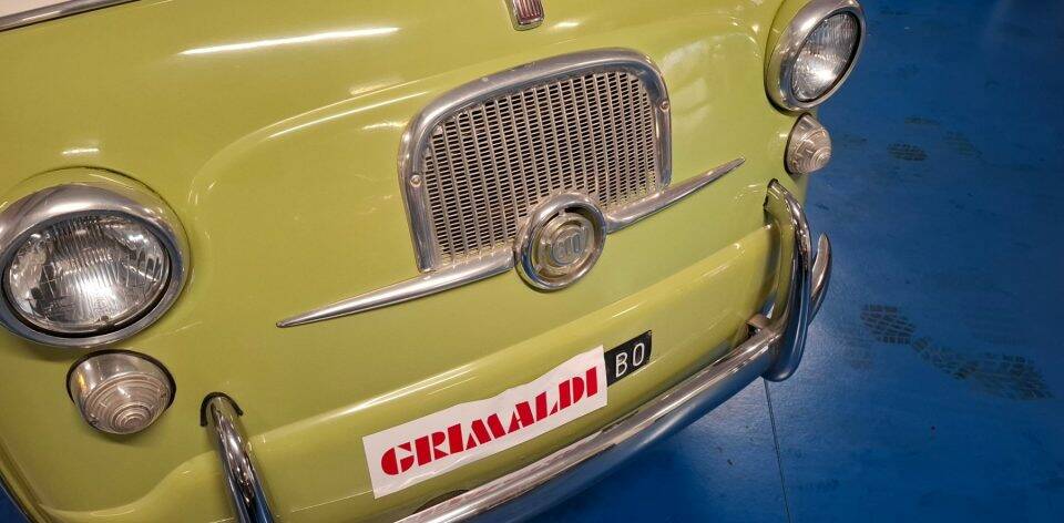 Image 11/36 of FIAT 600 D Multipla (1964)