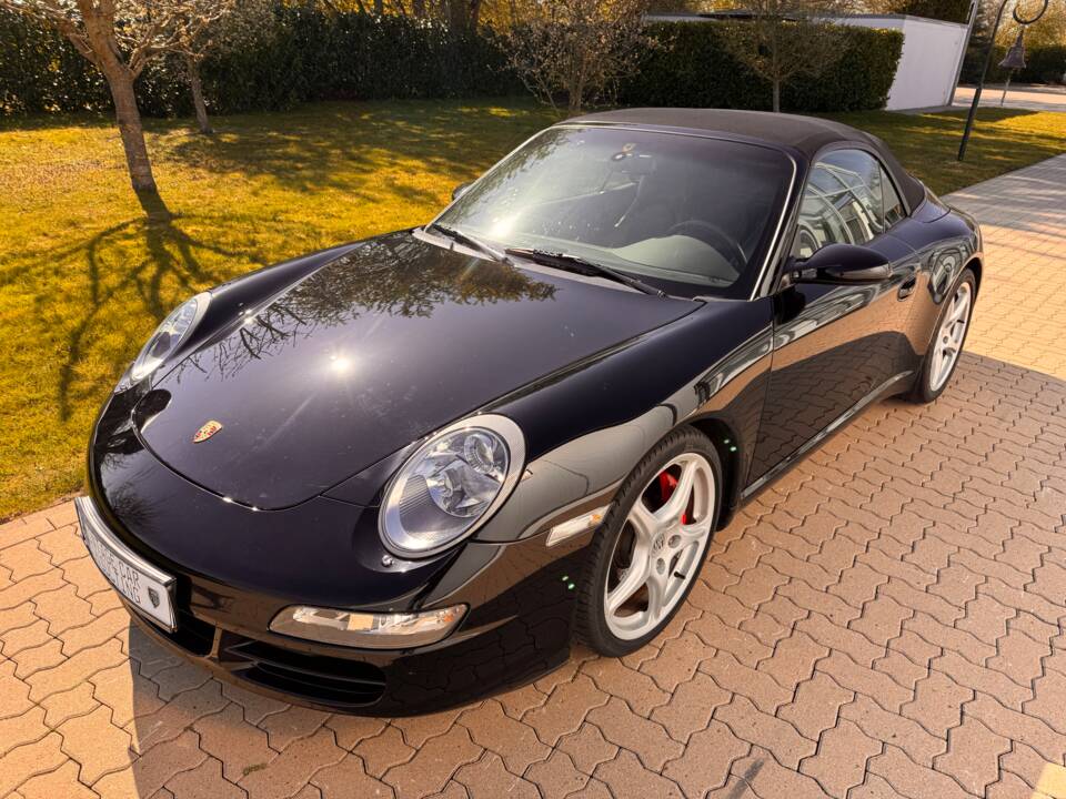 Bild 15/66 von Porsche 911 Carrera S (2006)