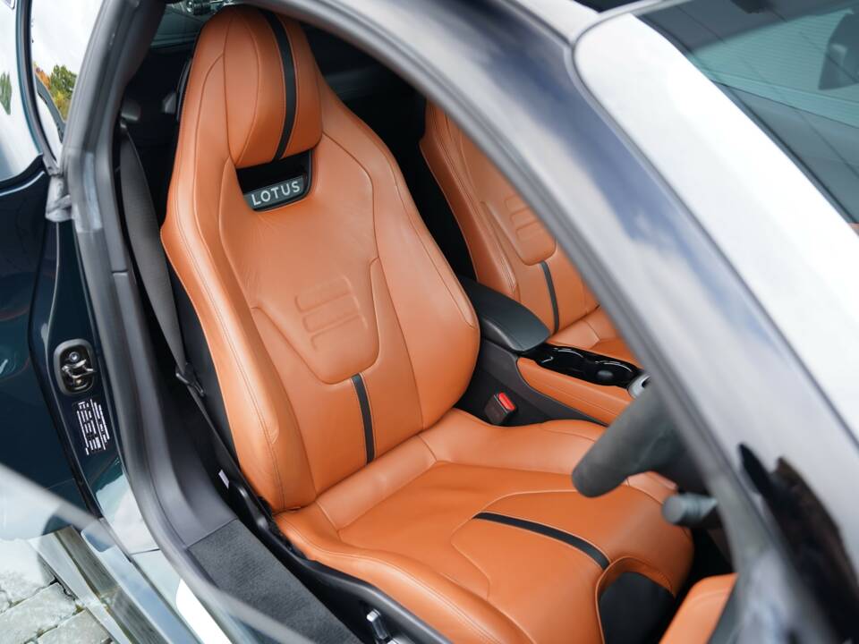 Immagine 13/50 di Lotus Emira (2023)