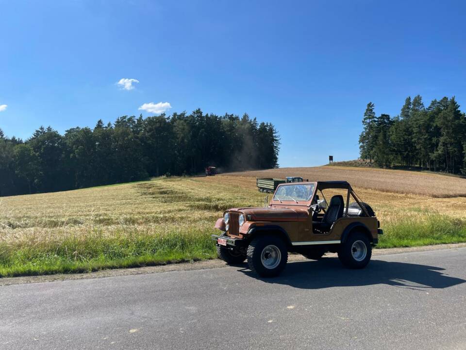 Image 3/49 de Jeep CJ-5 (1977)