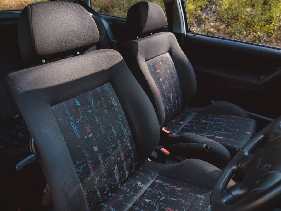 Image 19/39 of Volkswagen Golf IV 1.8T GTI (1998)