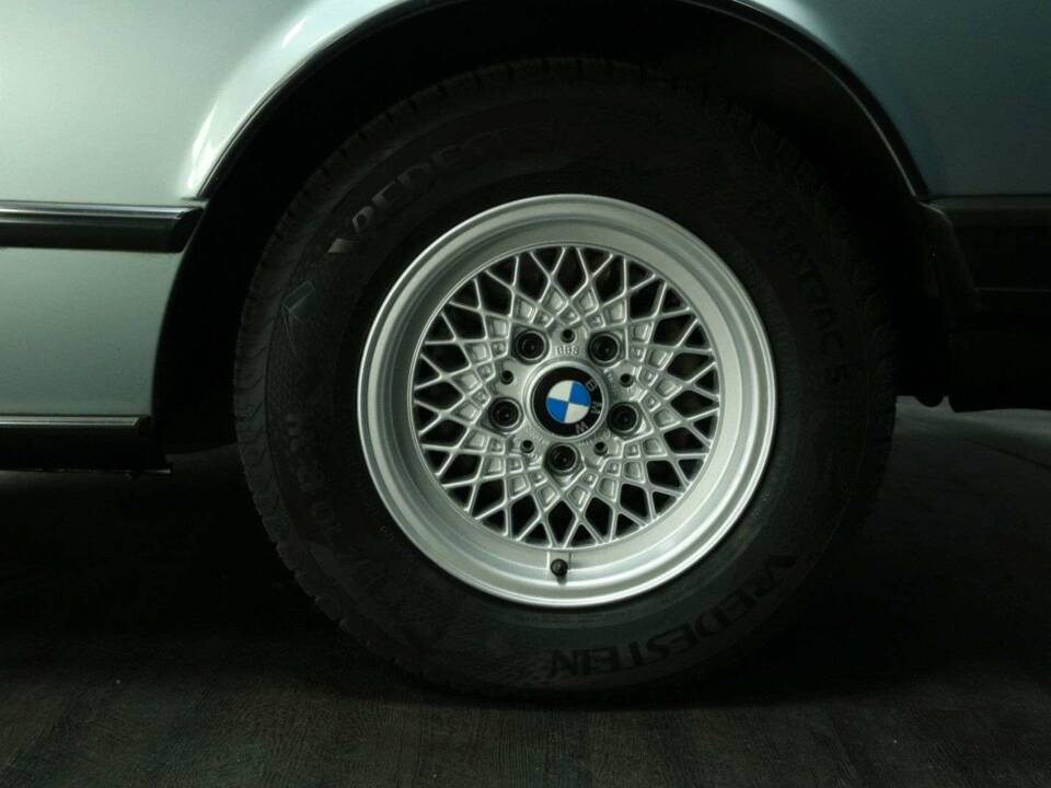 Bild 47/49 von BMW 633 CSi A (1980)