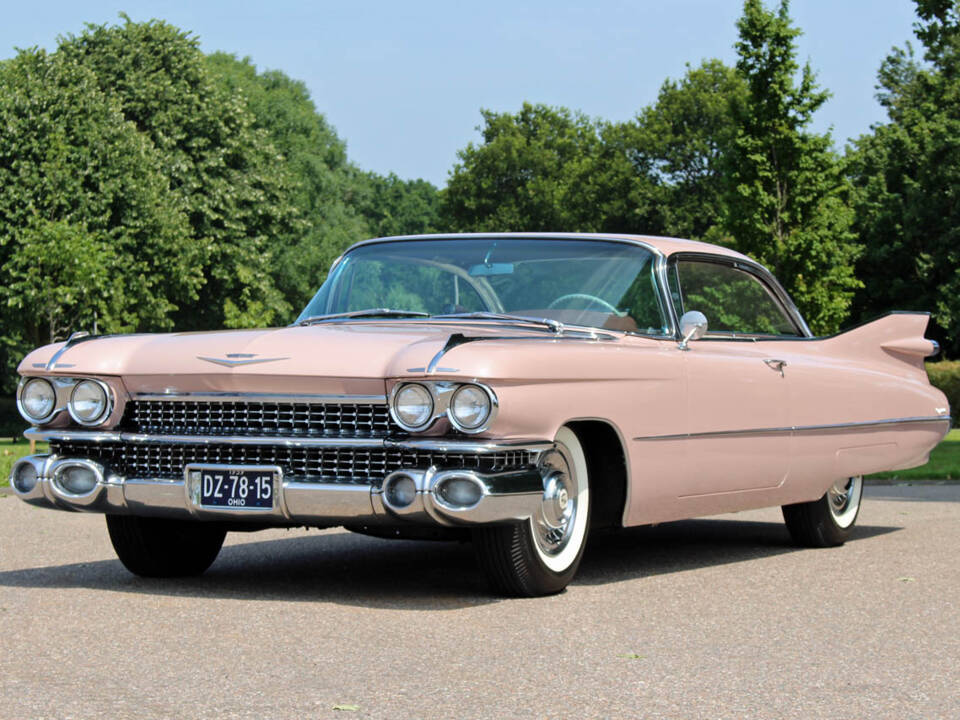Bild 2/40 von Cadillac 62 Coupe DeVille (1959)