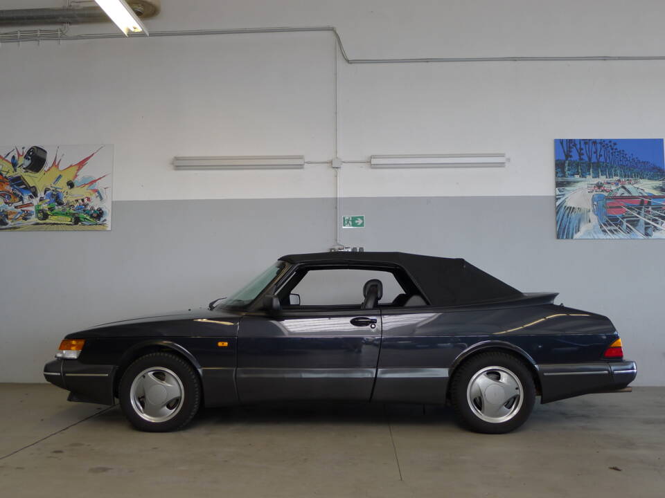 Image 33/42 of Saab 900 S (1993)