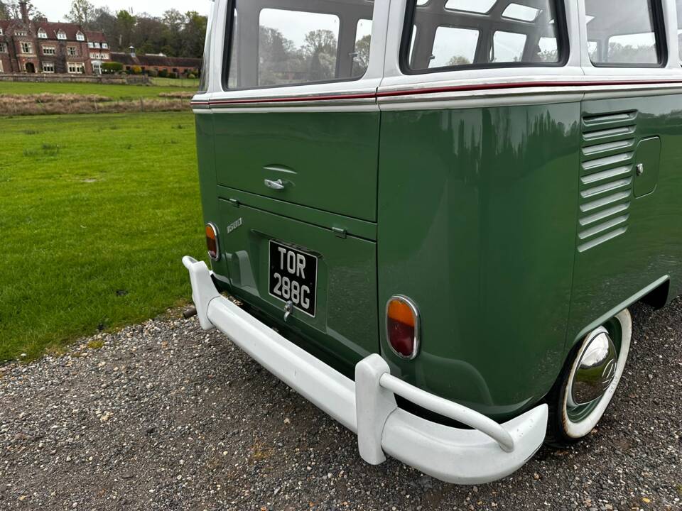Image 24/60 of Volkswagen T2c Combi (1969)