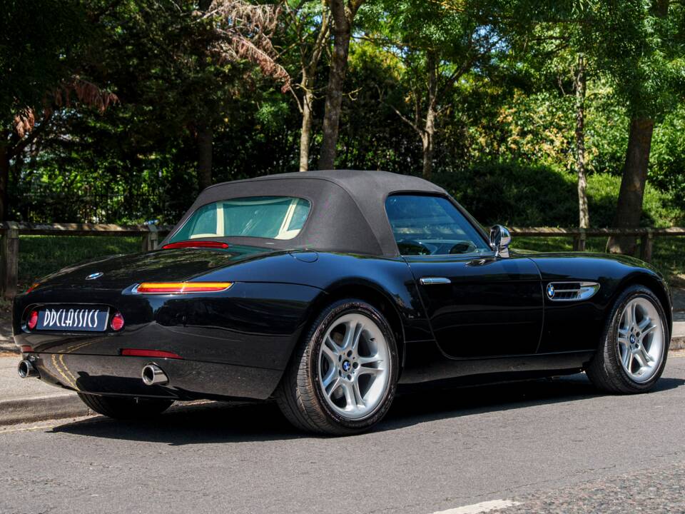 Image 7/30 of BMW Z8 (2003)