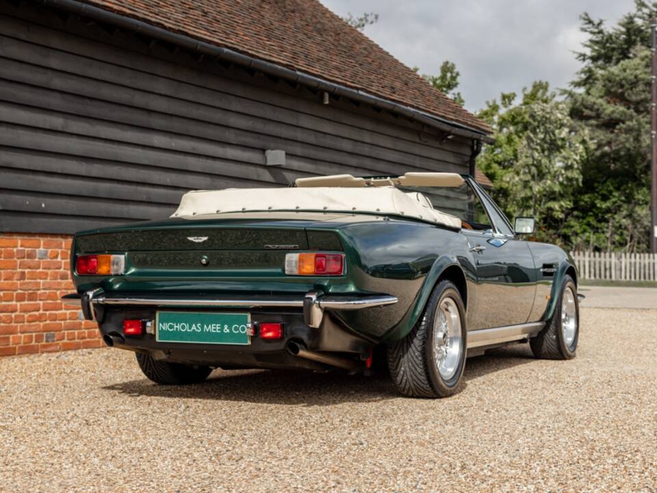 Bild 6/70 von Aston Martin V8 Vantage Volante X-Pack (1989)
