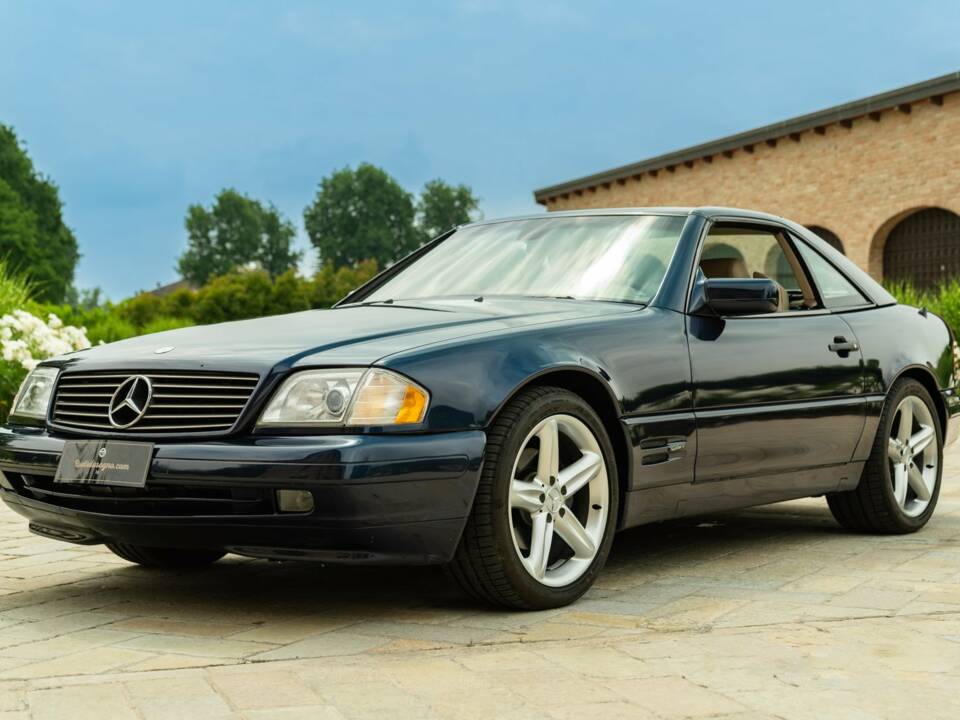 Image 10/50 of Mercedes-Benz SL 500 (1998)