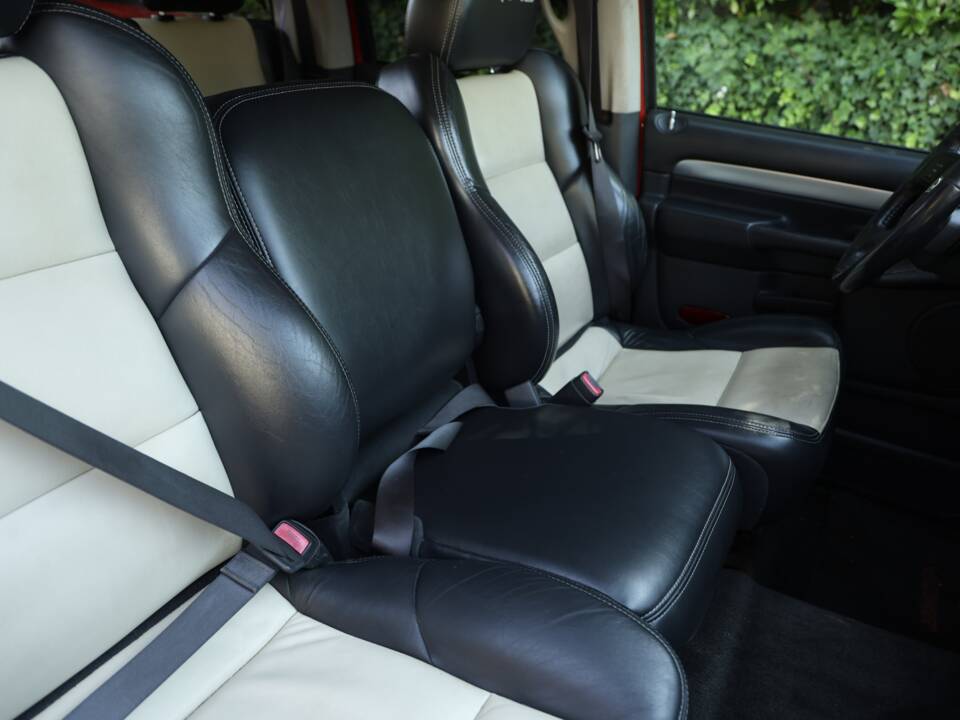Image 43/82 of Dodge Ram SRT 10 (2005)