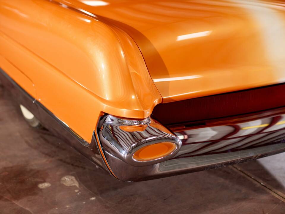 Image 25/34 of Lincoln Premiere Hardtop Coupé (1956)