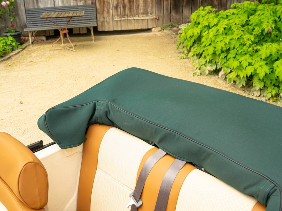 Image 34/85 of Rover Mini Cabriolet (1996)