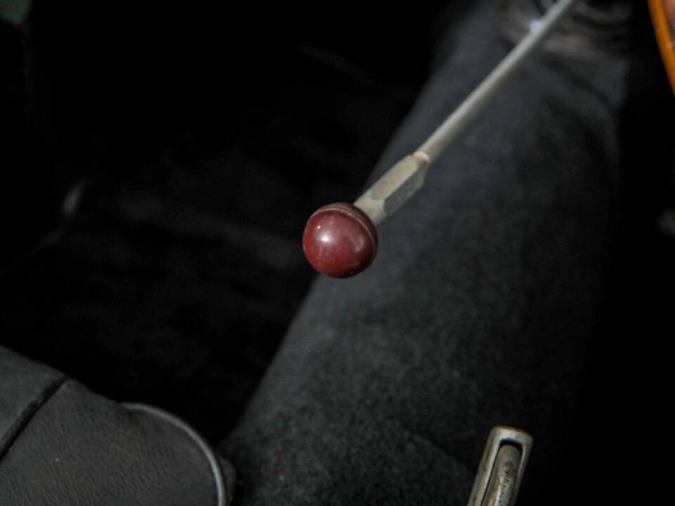 Image 33/50 of Morgan 4/4 Series I Special (1949)