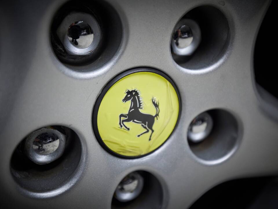 Bild 50/98 von Ferrari 550 Maranello (1998)