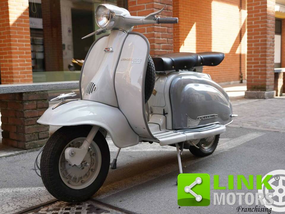 Image 2/10 of Innocenti DUMMY (1960)