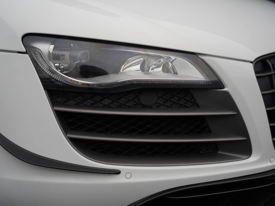 Bild 29/50 von Audi R8 GT (2011)