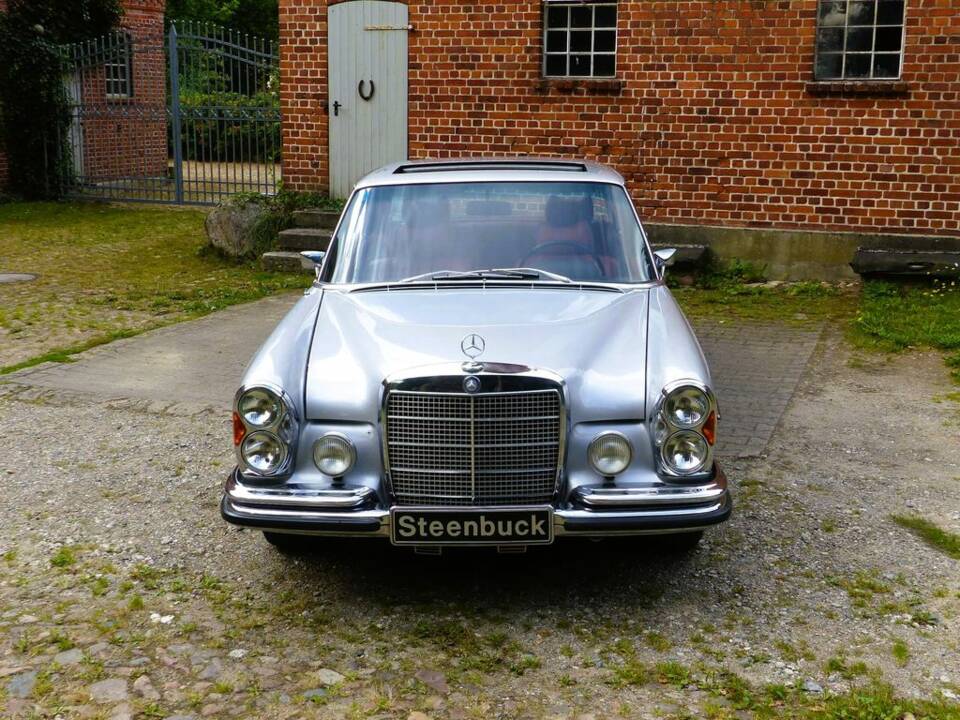 Mercedes-Benz 300 SEL 6.3 silbergrau metallic (W 109) 1971