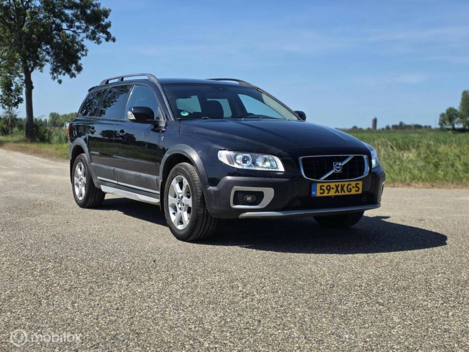 Image 8/34 of Volvo XC70 D5 (2008)