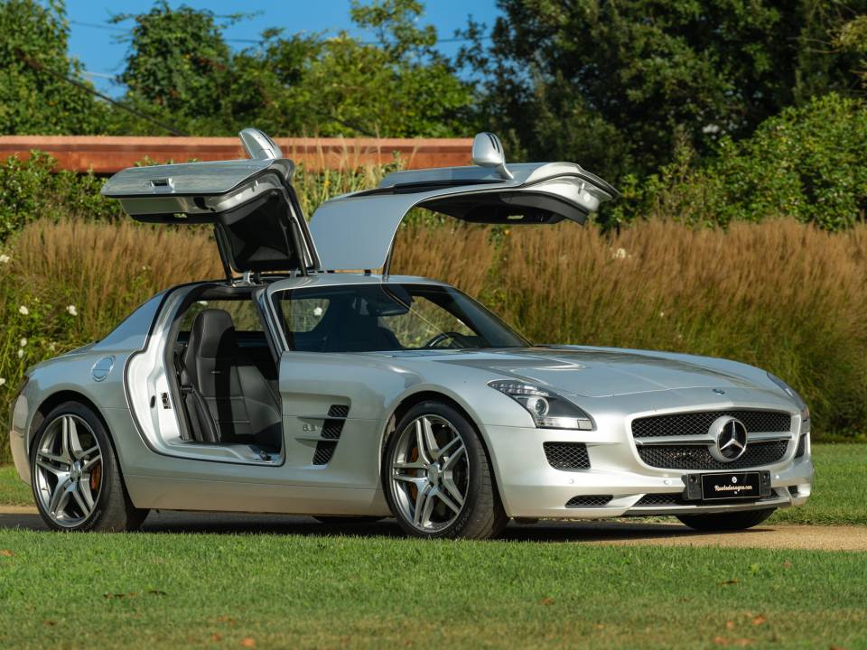 Afbeelding 12/50 van Mercedes-Benz SLS AMG (2014)