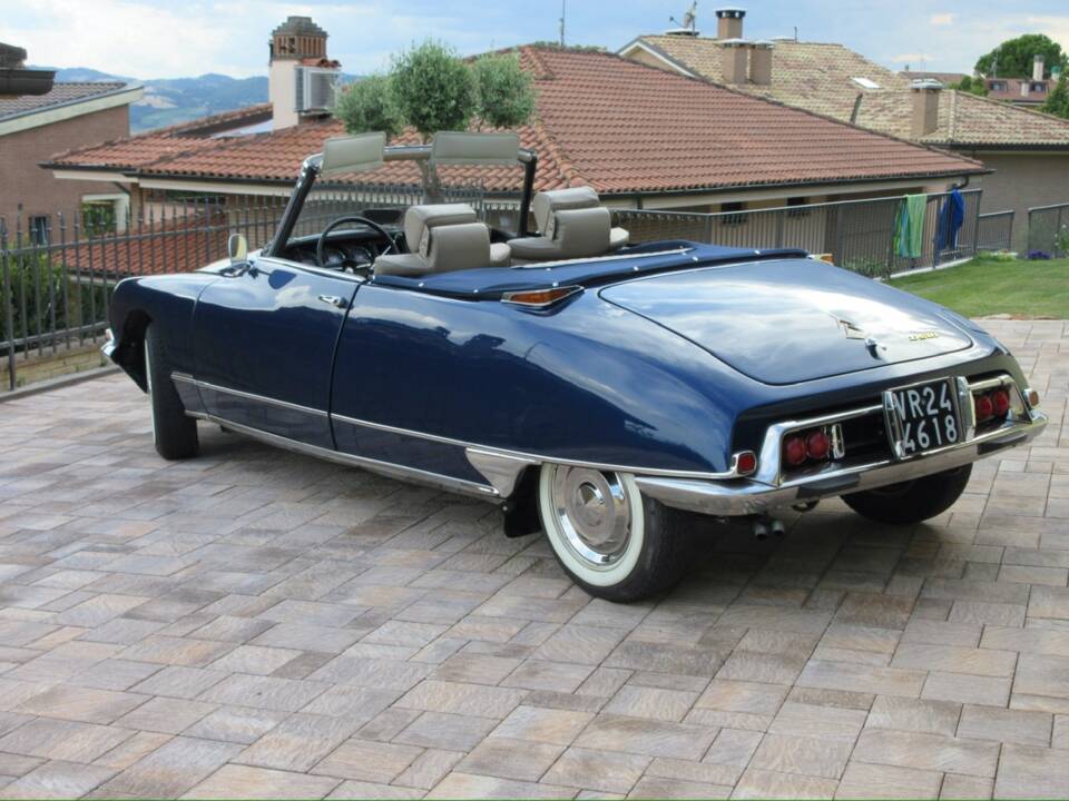 Imagen 9/36 de Citroën DS 21 Chapron (1970)