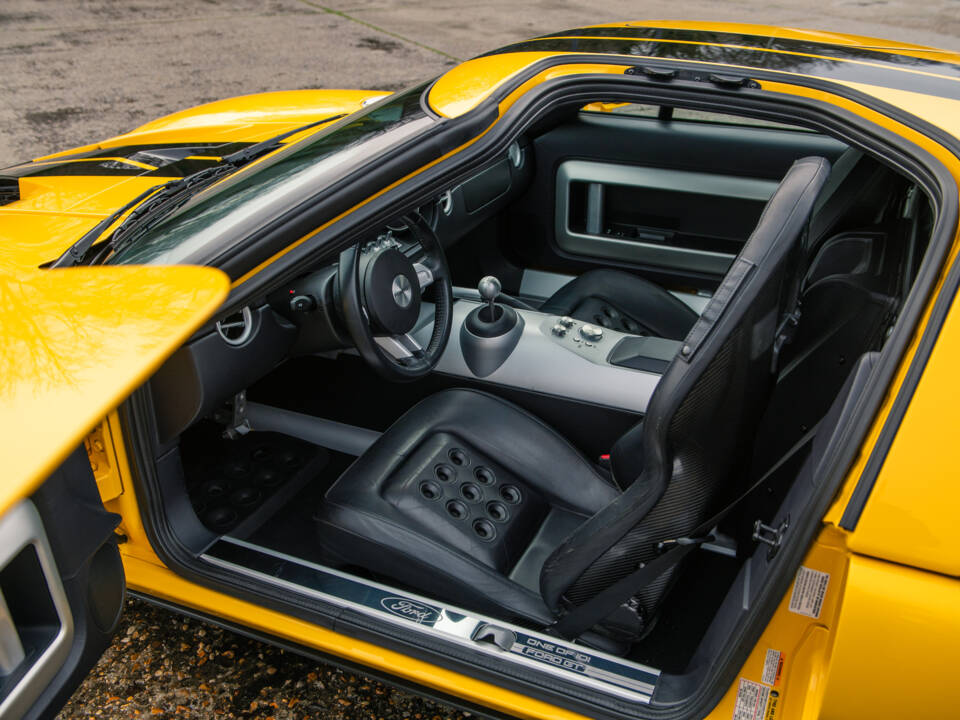 Bild 19/30 von Ford GT (2005)