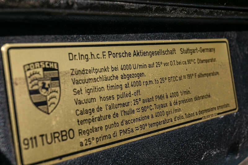 Immagine 24/40 di Porsche 911 Turbo LE (1989)