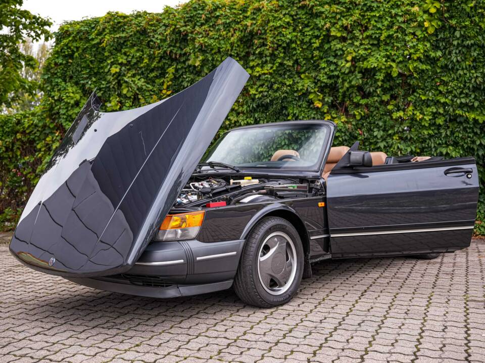 Image 42/89 of Saab 900 Turbo S 16V (1993)