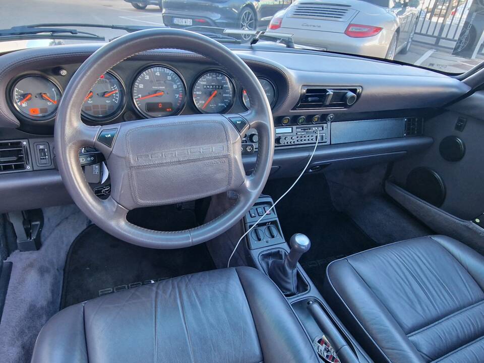 Imagen 8/17 de Porsche 911 Carrera 4 &quot;30 Jahre 911&quot; (1993)