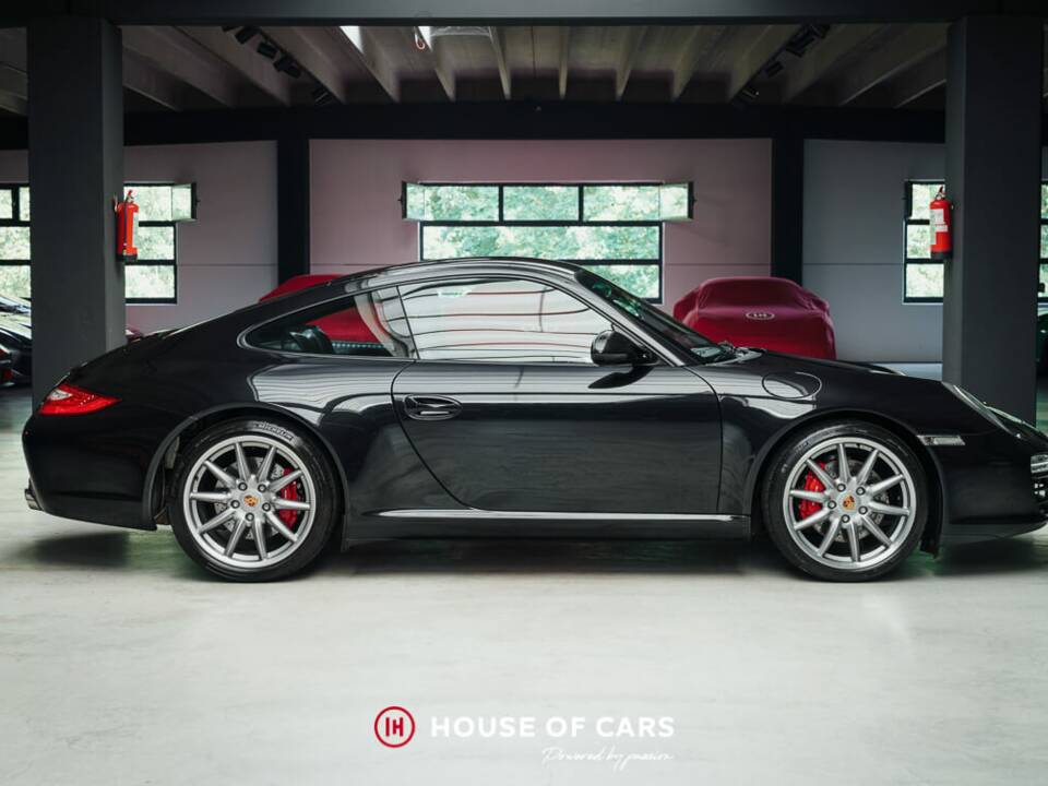 Image 5/23 of Porsche 911 Carrera S (2010)