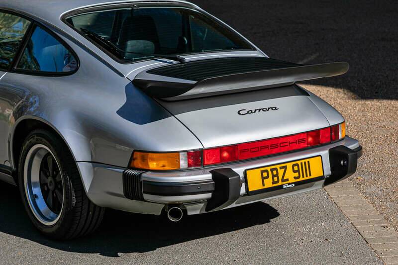 Bild 9/42 von Porsche 911 Carrera 3.2 (1989)