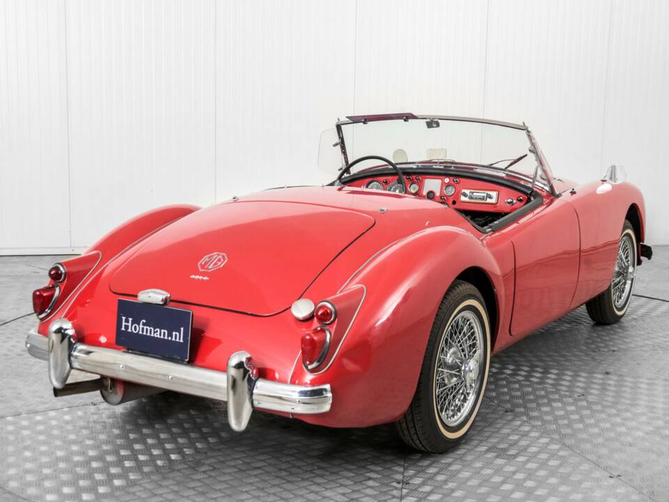 Imagen 27/50 de MG MGA 1600 (1961)