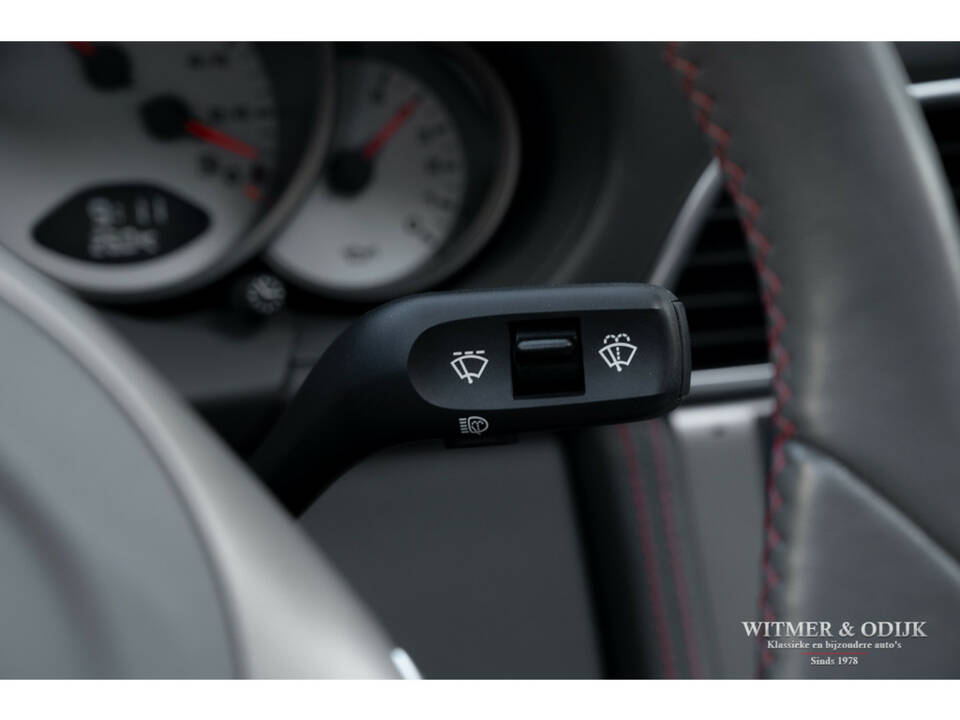 Image 24/30 of Porsche 911 Carrera S (2008)