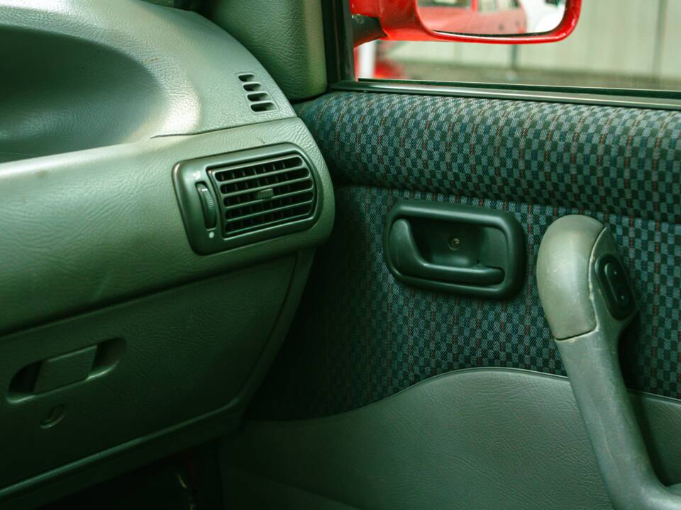 Image 39/39 of FIAT Punto GT (1995)