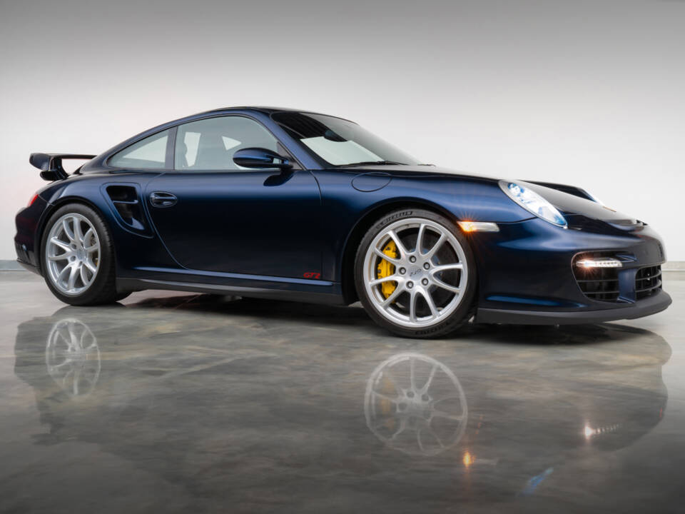 Bild 7/42 von Porsche 911 GT2 (2008)