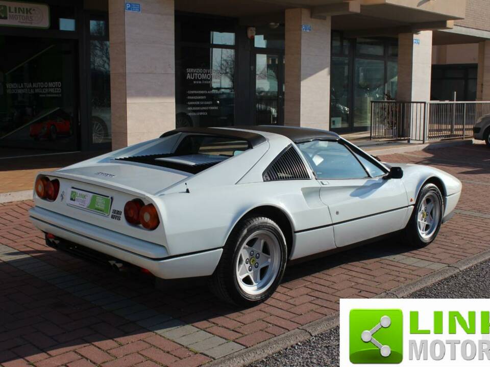 Image 5/10 of Ferrari 328 GTS (1986)