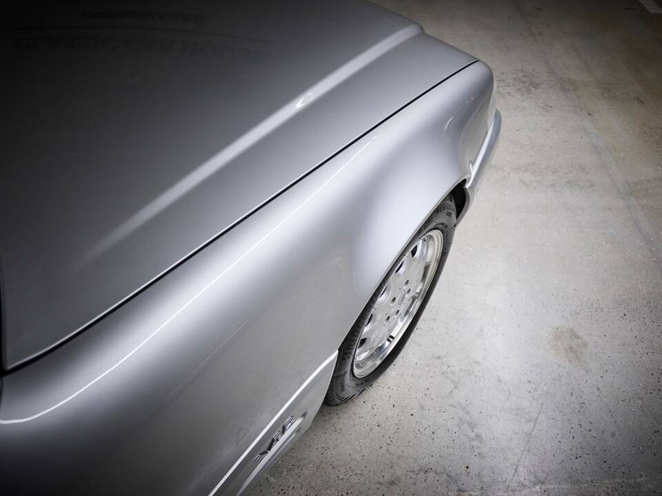 Immagine 47/95 di Mercedes-Benz SL 600 (1998)