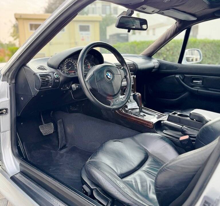 Image 4/4 de BMW Z3 Coupé 2.8 (2000)
