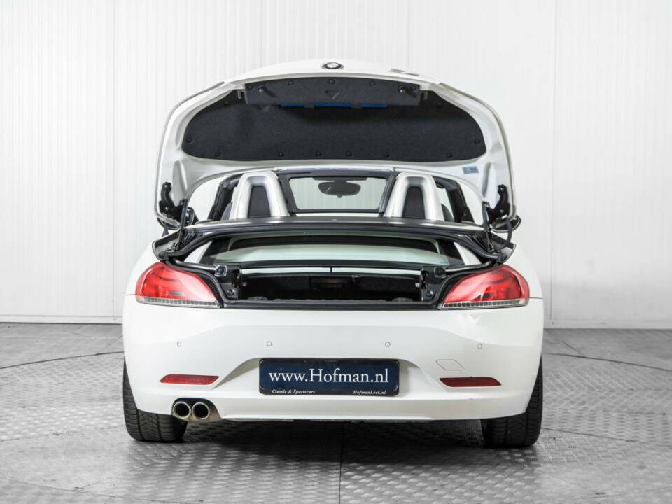Image 41/50 of BMW Z4 sDrive23i (2010)