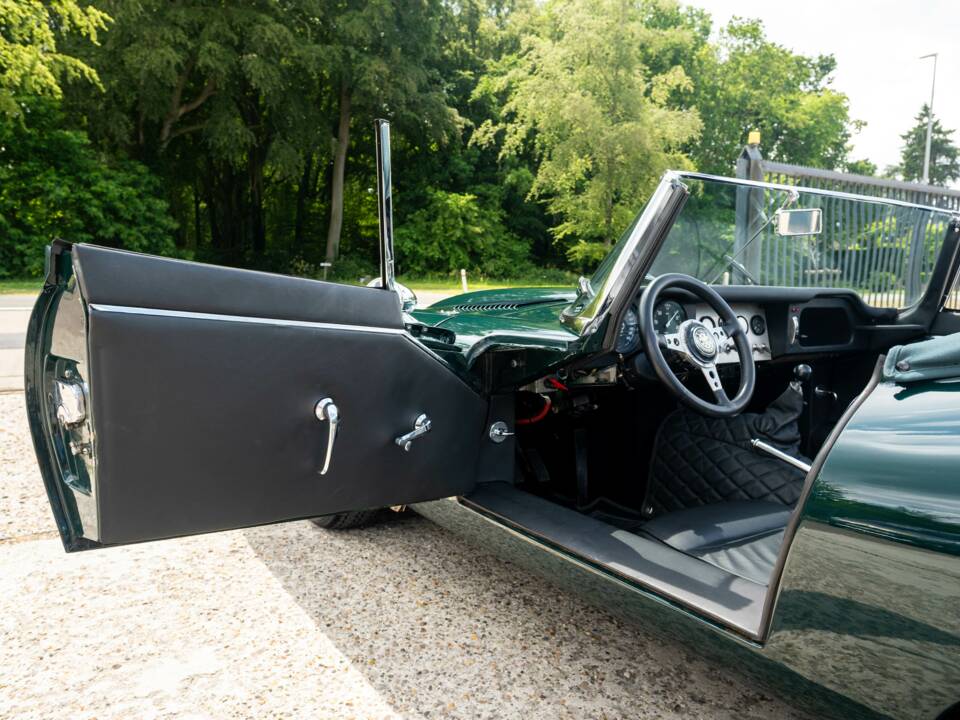 Immagine 17/26 di Jaguar Type E 3.8 (1962)