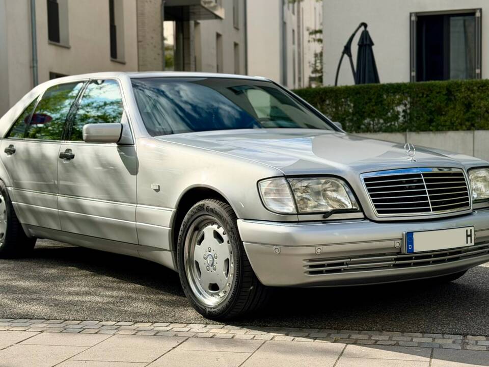 Bild 9/46 von Mercedes-Benz S 600 lang (1996)