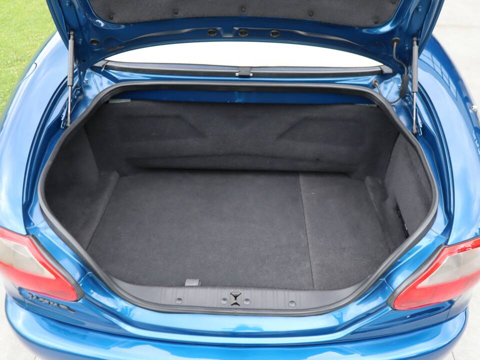 Image 48/50 de Jaguar XK8 4.0 (1997)