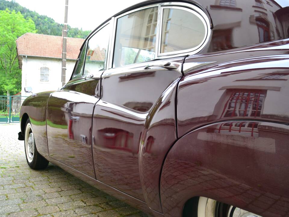 Immagine 12/39 di Jaguar Mk VII M (1955)