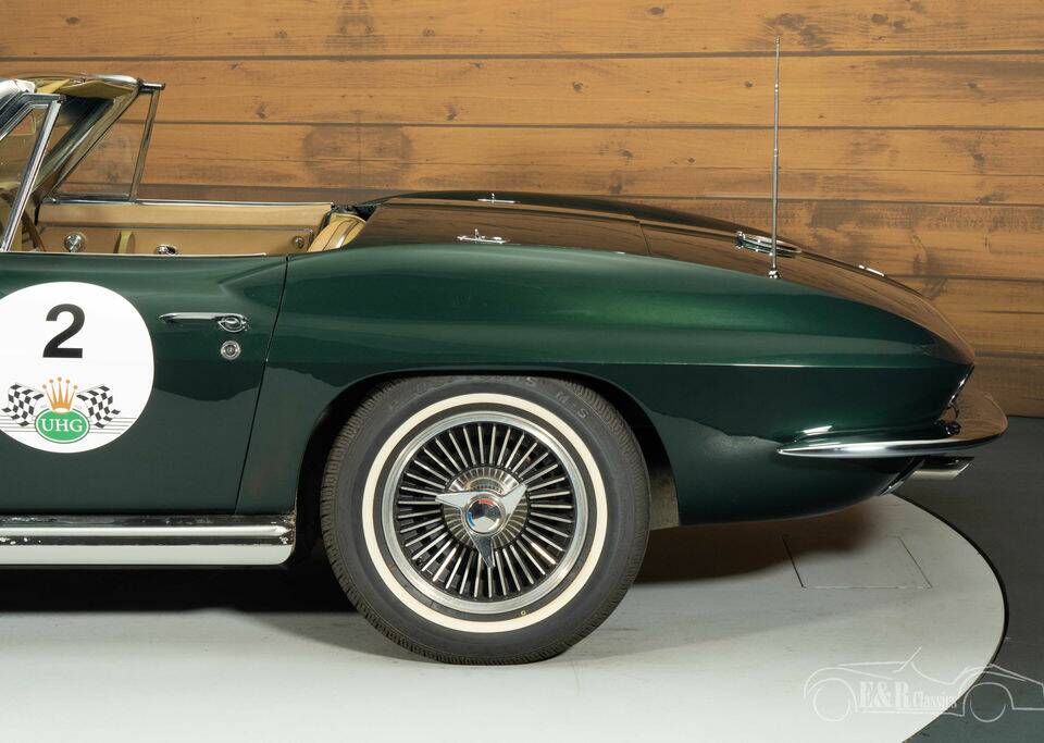 Image 8/8 of Chevrolet Corvette Sting Ray Convertible (1965)