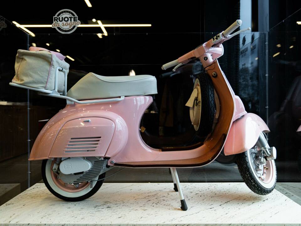 Image 1/31 of Piaggio Vespa 50 Special (1976)