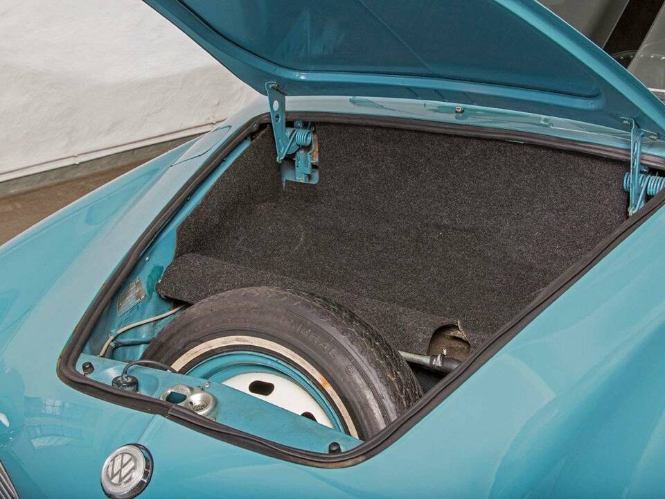 Image 15/20 of Volkswagen Karmann Ghia 1500 (1967)